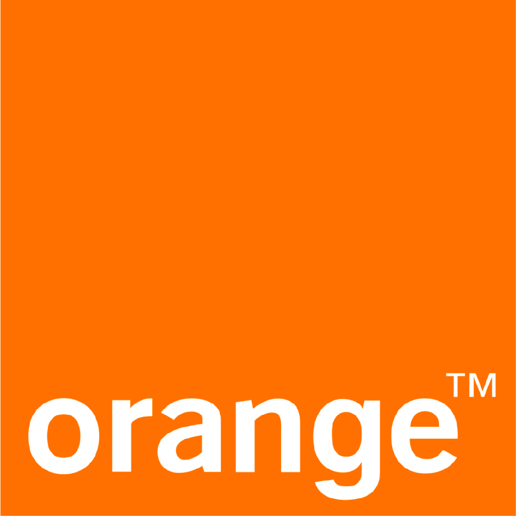 logo de couleur orange en forme de carré avec en bas le nom complet en blanc