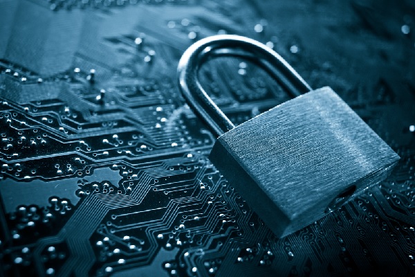 Un cadenas à droite de l'image en bleu avec plein de circuits